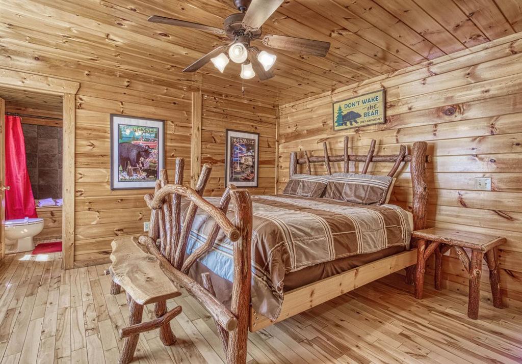 Heavenly Bear, Hot Tub, 1089 Of Free Attraction Tickets For Each Paid Day, Dollywood And More Sevierville Exteriör bild
