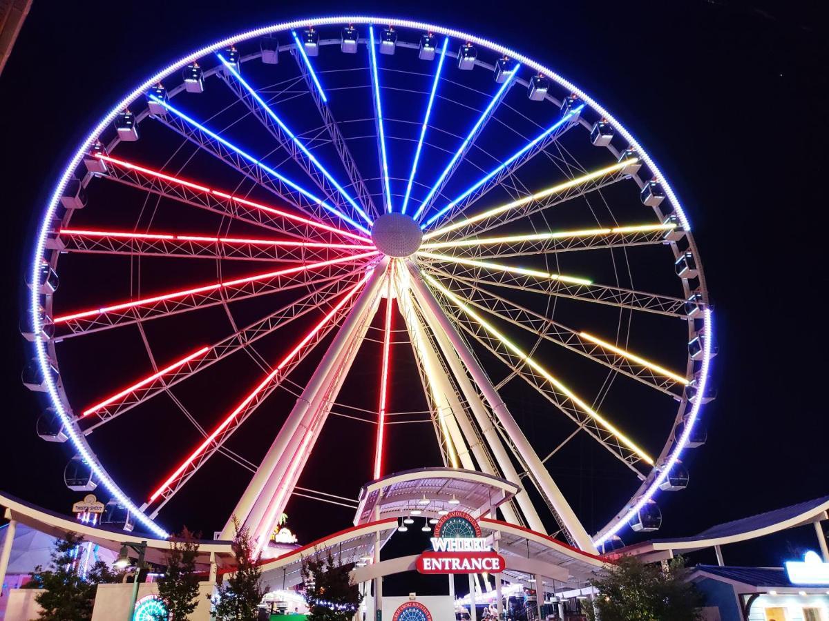 Heavenly Bear, Hot Tub, 1089 Of Free Attraction Tickets For Each Paid Day, Dollywood And More Sevierville Exteriör bild